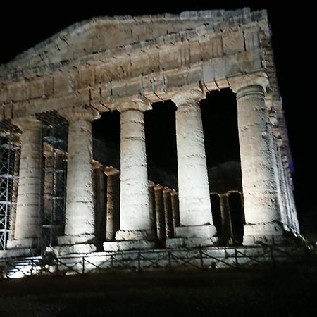 كالاتافيمي Helimos Bed&Breakfast Segesta Temple-Castellammare المظهر الخارجي الصورة