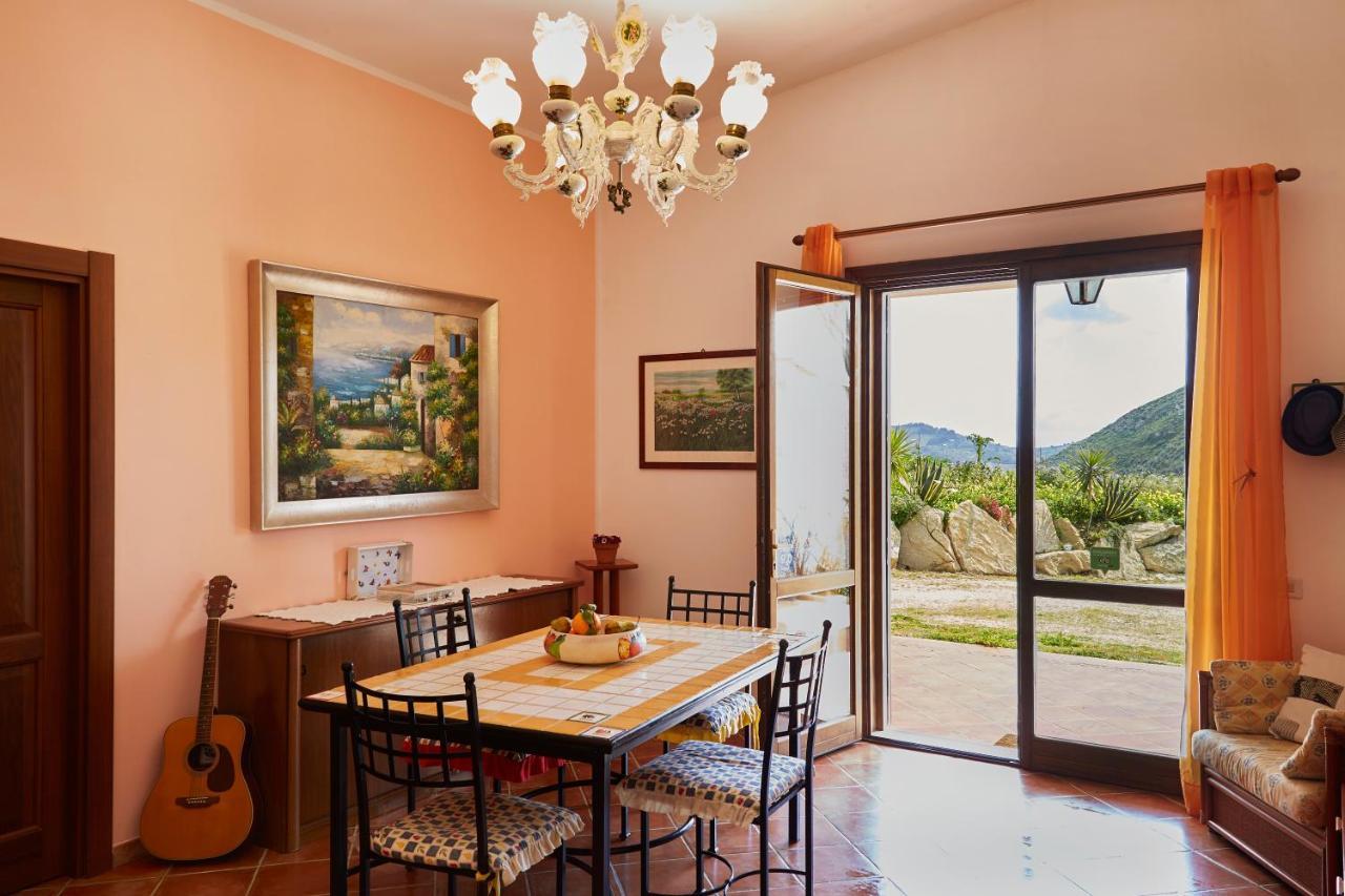 كالاتافيمي Helimos Bed&Breakfast Segesta Temple-Castellammare المظهر الخارجي الصورة