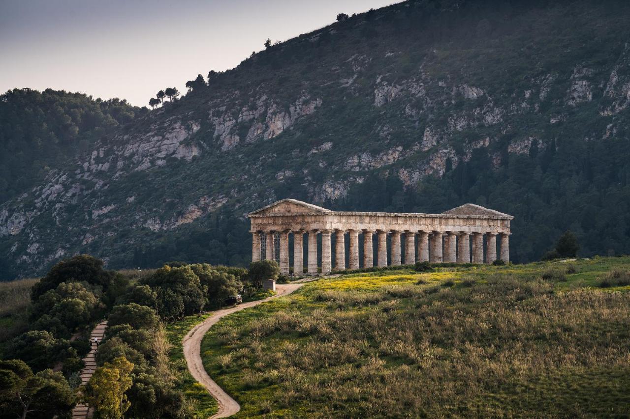 كالاتافيمي Helimos Bed&Breakfast Segesta Temple-Castellammare المظهر الخارجي الصورة